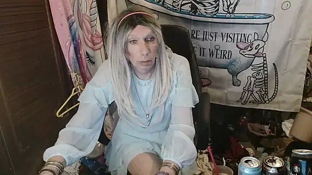 Ombeline1 online show from February 7, 2026, 7:38 am