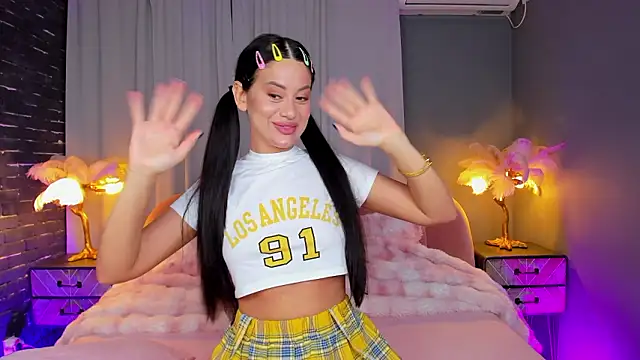 AmedeeaBanks online show from March 11, 2026, 8:25 pm