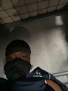 elninoblacko online show from December 12, 2024, 1:39 pm