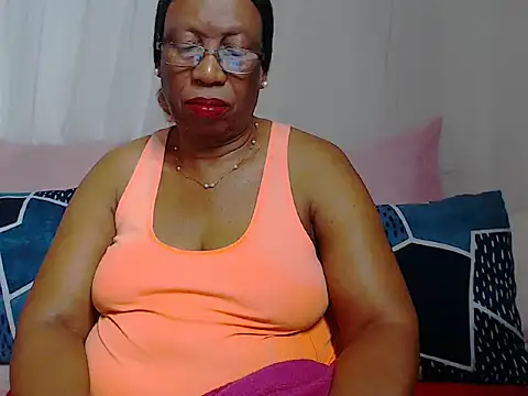 Snapshot of Freakyassnwildx chatting on May 14, 2026, 9:28 am Freakyassnwildx online show from May 14, 2026, 9:28 am