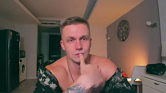 Snapshot of Samuel_Andrew chatting on September 30, 2025, 4:40 am Samuel Andrew online show from September 30, 2025, 4:40 am