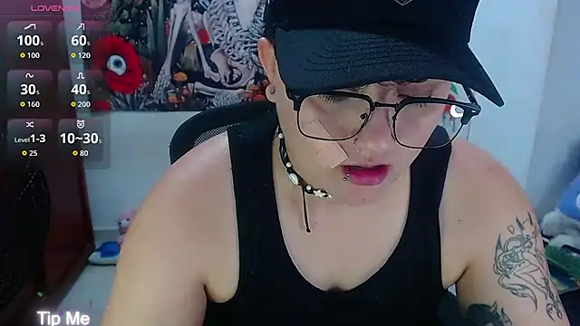 Snapshot of isabeautyx19 chatting on May 25, 2026, 3:11 pm isabeautyx19 online show from May 25, 2026, 3:11 pm