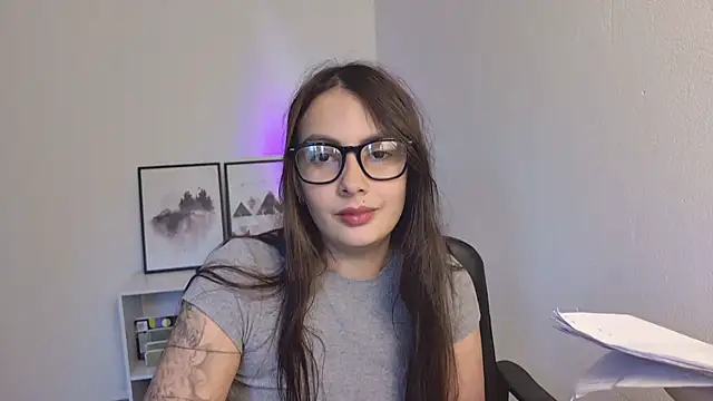 Snapshot of lalawhitte chatting on July 16, 2026, 6:16 pm lalawhitte online show from July 16, 2026, 6:16 pm