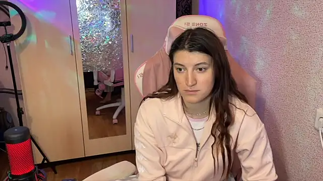 Snapshot of Katrin__kiss chatting on February 5, 2026, 3:19 pm Katrin kiss online show from February 5, 2026, 3:19 pm