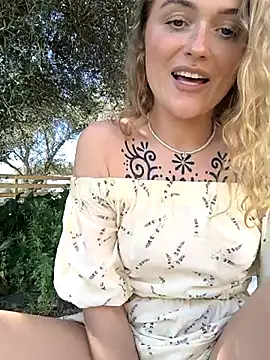 Goldloeckchen159 online show from March 14, 2025, 11:45 am