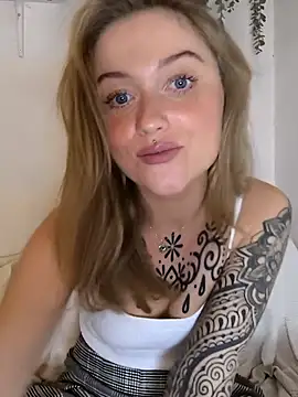 Goldloeckchen159 online show from October 1, 2025, 7:18 pm