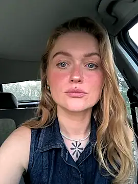 Goldloeckchen159 online show from March 22, 2025, 4:47 pm