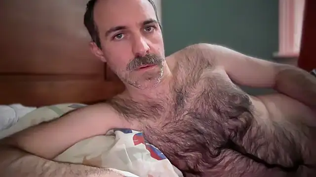 Snapshot of Brianjonest chatting on February 11, 2026, 4:07 pm Brianjonest online show from February 11, 2026, 4:07 pm