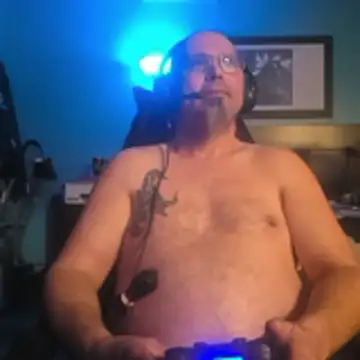 KrazyLegz online show from December 23, 2025, 7:40 am