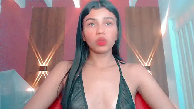 lyanamerry0 online show from September 24, 2025, 2:23 pm