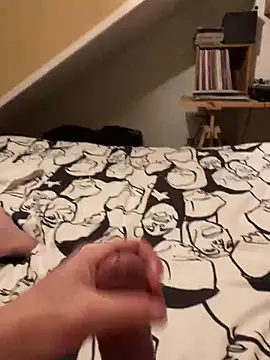 LivingLegend1978 online show from November 12, 2025, 9:40 pm