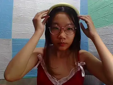 Nanoko online show from October 11, 2025, 8:59 am