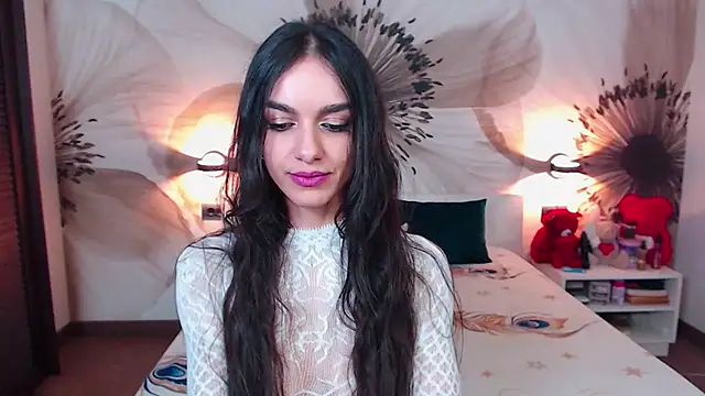 Snapshot of KatherineBisou chatting on February 13, 2026, 8:42 pm KatherineBisou online show from February 13, 2026, 8:42 pm