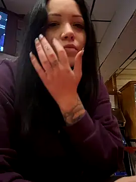 skinwalkingzombie online show from November 14, 2025, 4:49 am