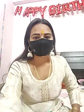 wildbabes online show from February 2, 2026, 6:51 pm