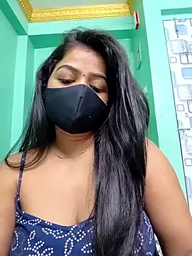 Snapshot of Monalisa_Singh chatting on May 6, 2026, 6:45 pm Monalisa Singh online show from May 6, 2026, 6:45 pm
