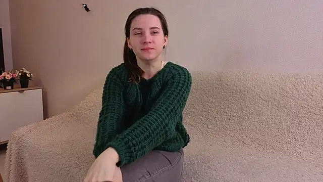 DonnaBurkee online show from November 27, 2025, 4:13 am