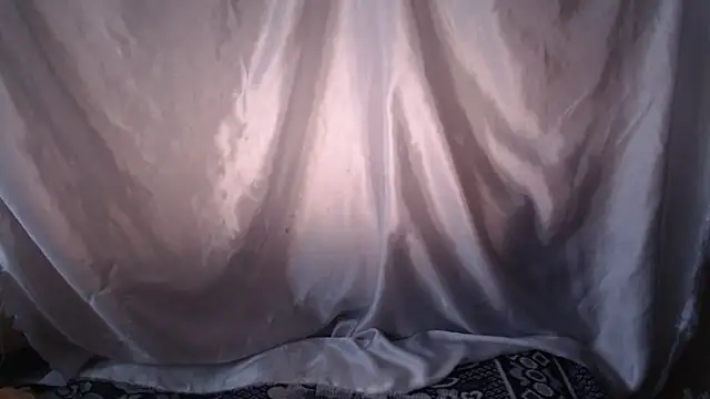 Snapshot of Burberrry_ chatting on May 17, 2026, 2:55 am Burberrry online show from May 17, 2026, 2:55 am