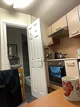 Yourhotboy 42 online show from March 1, 2025, 8:32 pm