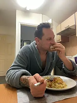 Yourhotboy 42 online show from February 5, 2025, 11:39 pm