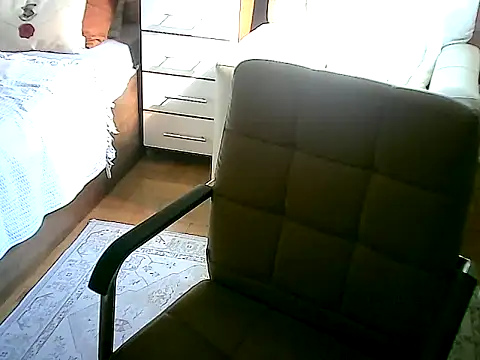 Piietroo online show from November 17, 2025, 6:01 pm