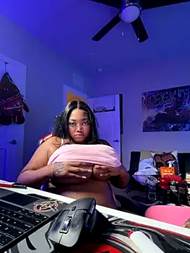 4EVAGLACIERS online show from October 21, 2025, 3:06 am