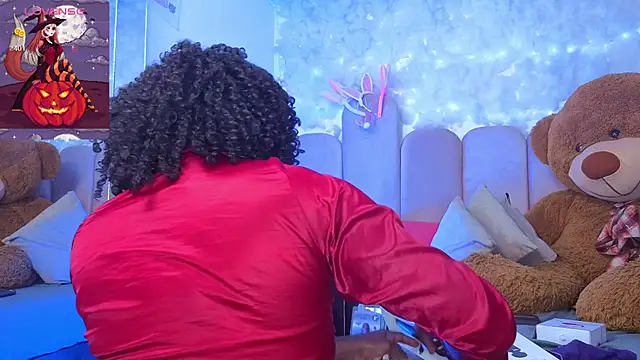 puca ebony online show from October 21, 2025, 7:46 pm