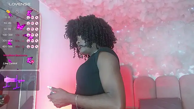 Snapshot of puca_ebony chatting on June 26, 2026, 4:57 pm puca ebony online show from June 26, 2026, 4:57 pm