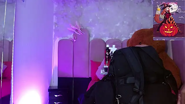 puca ebony online show from October 29, 2025, 7:35 pm