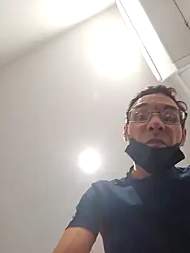 Iliketocooksquirt25 online show from October 11, 2025, 2:01 am