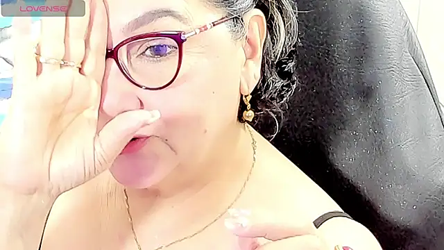 cataleya mom online show from April 15, 2026, 3:45 am