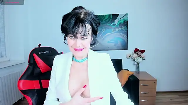 Snapshot of Silvia_Wallec chatting on February 7, 2026, 6:05 pm Silvia Wallec online show from February 7, 2026, 6:05 pm