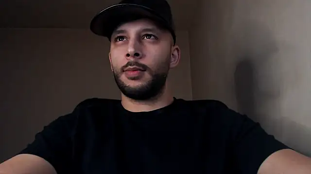 henryaxe online show from November 4, 2025, 10:46 pm