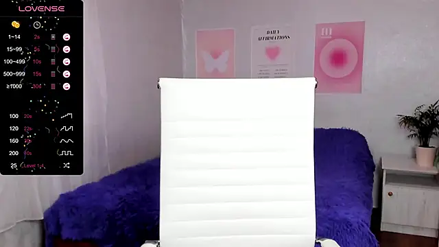 Snapshot of Geisha_Anna chatting on October 17, 2025, 5:00 am Geisha Anna online show from October 17, 2025, 5:00 am