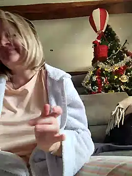 lady charlyne online show from December 7, 2024, 9:22 am