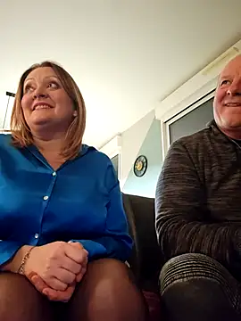 Snapshot of lady_charlyne chatting on December 4, 2025, 7:57 pm lady charlyne online show from December 4, 2025, 7:57 pm