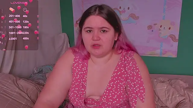Snapshot of Freakcute_ chatting on February 20, 2025, 12:47 pm Freakcute online show from February 20, 2025, 12:47 pm