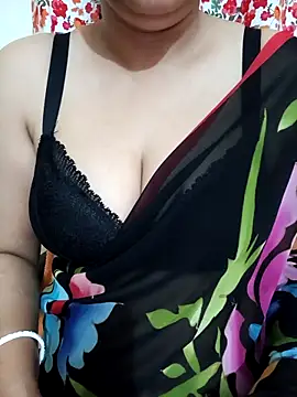 Priya Boudi online show from March 19, 2026, 5:57 pm