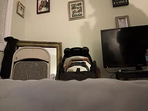 punani4johnny online show from January 11, 2025, 11:24 pm