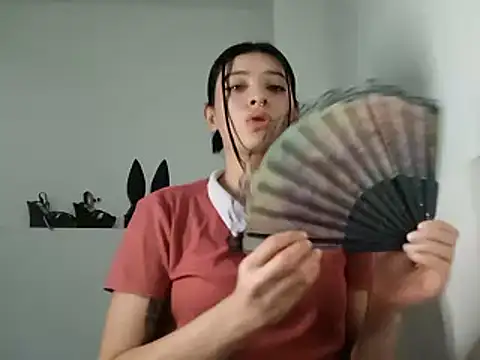 Snapshot of Mia_foster1 chatting on February 19, 2025, 9:25 pm Mia foster1 online show from February 19, 2025, 9:25 pm