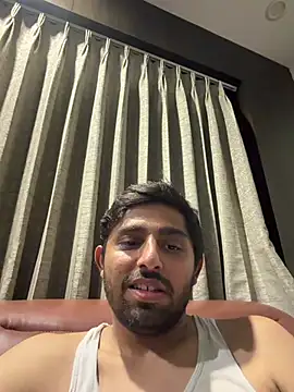 rhuh3991 online show from May 25, 2026, 4:06 pm