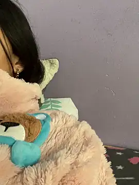 hannahb-e online show from March 18, 2026, 12:51 pm