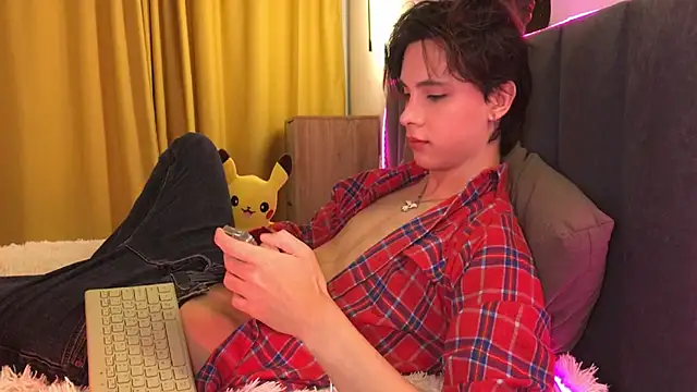 k0sta  online show from March 5, 2025, 10:33 am