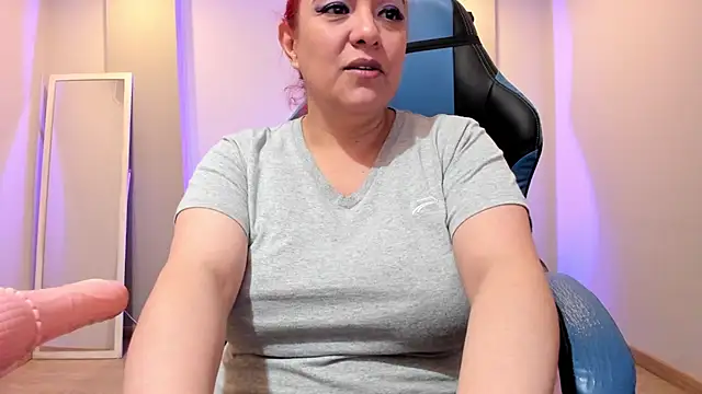 Sammy owens  online show from November 27, 2025, 12:16 pm