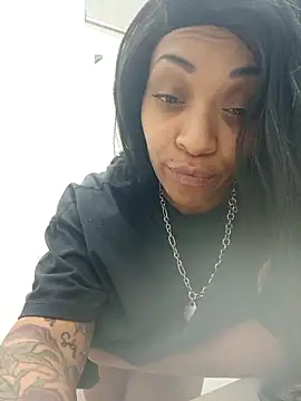 mariah2299 online show from October 31, 2025, 3:25 am