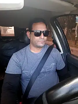 hecwil8 online show from October 29, 2025, 11:31 am