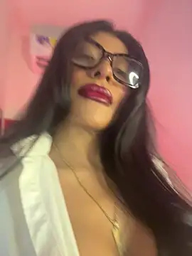 canela 10 online show from October 28, 2025, 2:12 am