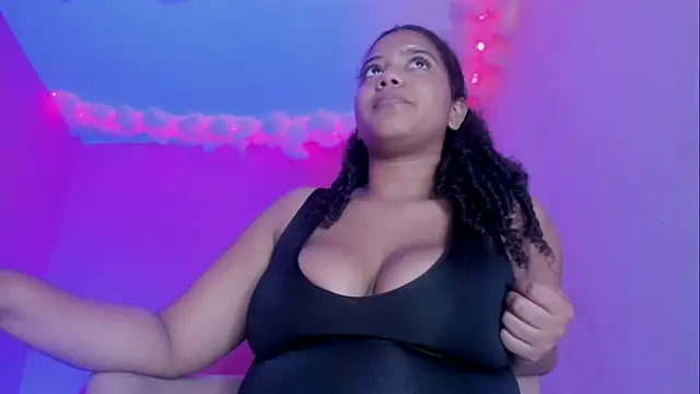 Snapshot of sharlot_evans_ chatting on November 5, 2025, 12:19 pm sharlot evans online show from November 5, 2025, 12:19 pm