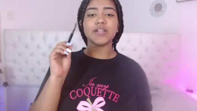 Snapshot of sharlot_evans_ chatting on January 7, 2026, 12:32 pm sharlot evans online show from January 7, 2026, 12:32 pm