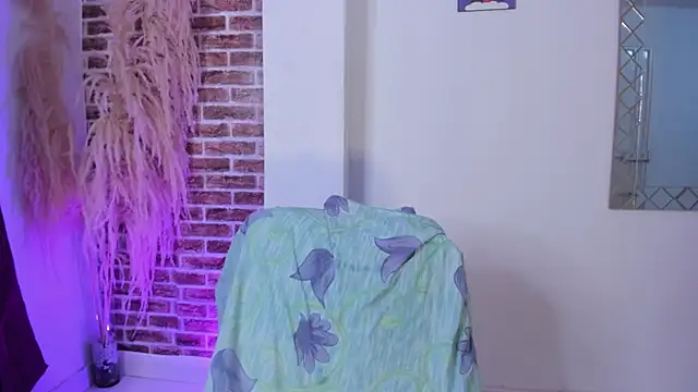 Snapshot of sharlot_evans_ chatting on March 3, 2026, 1:51 pm sharlot evans online show from March 3, 2026, 1:51 pm